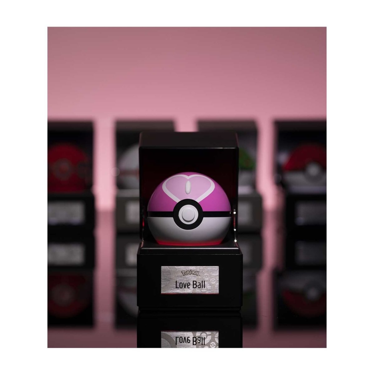 Love Ball - Pokémon - Die-Cast Replica Collectible